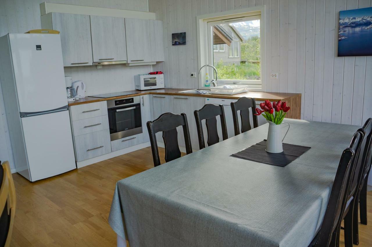 Aurora View Cabin Lyngseidet ภายนอก รูปภาพ